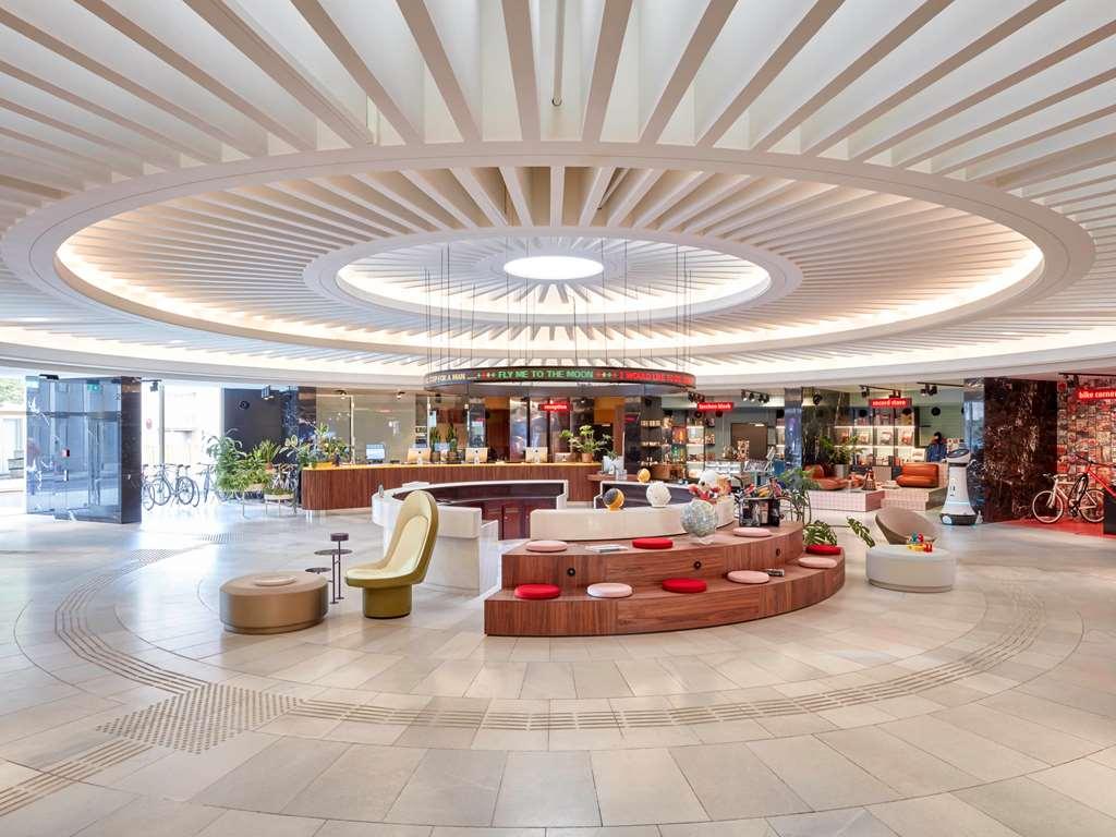 25Hours Hotel The Circle Koln Bagian luar foto