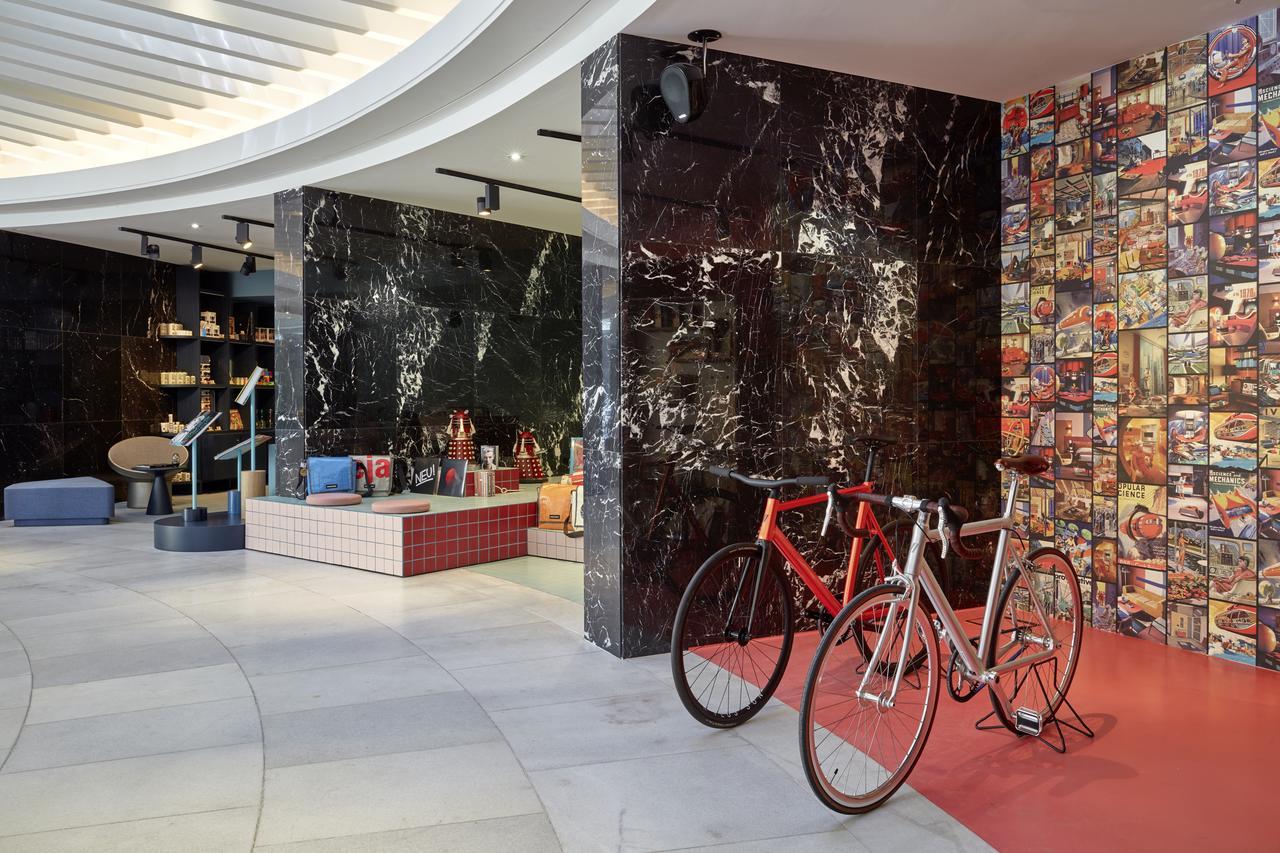 25Hours Hotel The Circle Koln Bagian luar foto