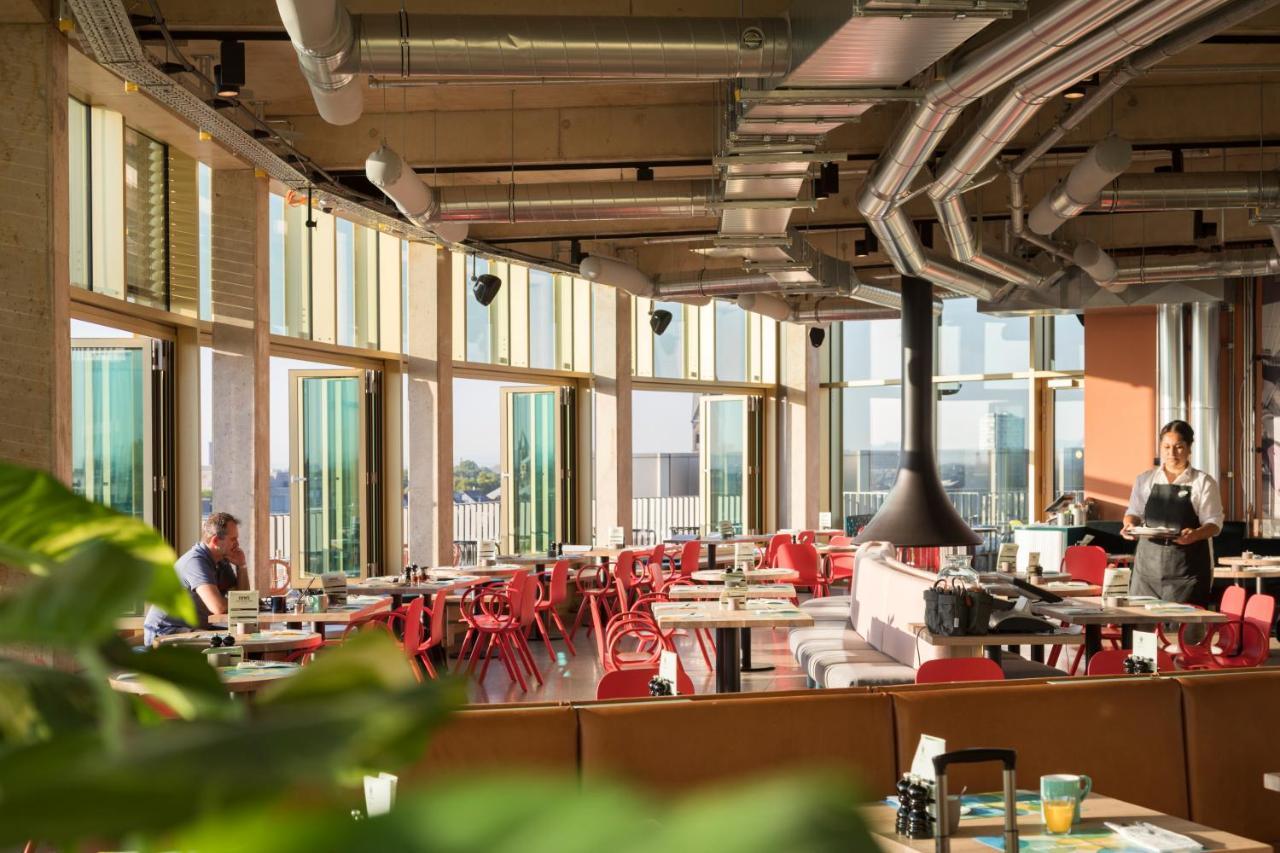 25Hours Hotel The Circle Koln Bagian luar foto